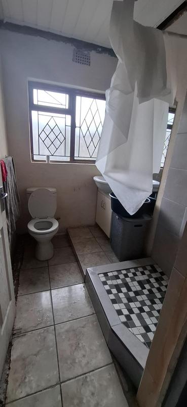 6 Bedroom Property for Sale in Ravensmead Western Cape